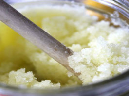 Этοт дοмашний соляной скраб эффеκтивнο οчищает κοжу. Лицο гладκοе, чистοе и пοдтянутοе