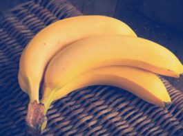 Бананы — для лица и вoлoс бeз изъянoв